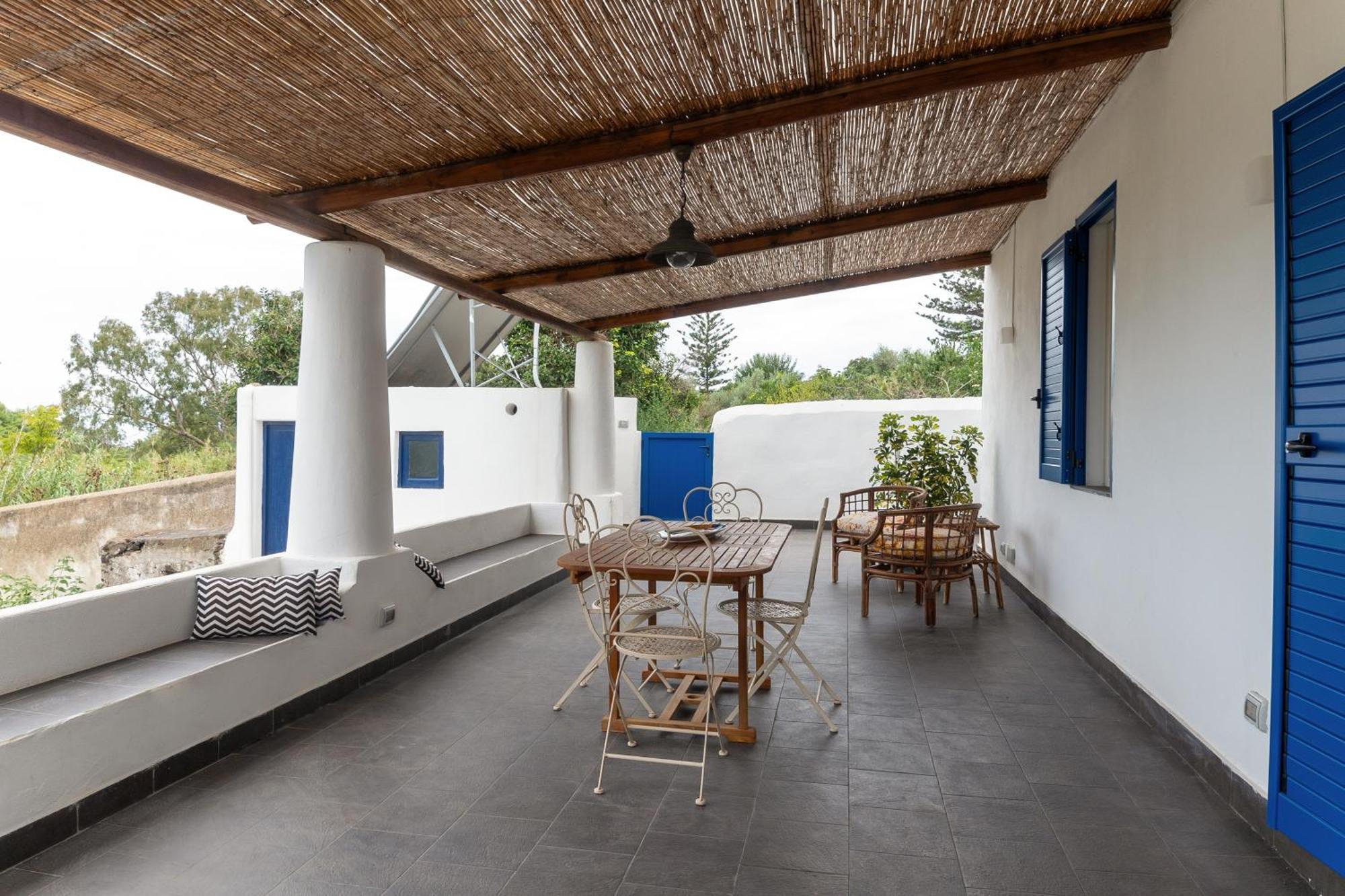 Appartement La Casa Del Geologo à Stromboli Extérieur photo